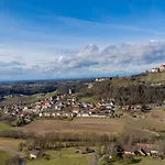 Komfortable 2 Bedroom Direkt In Riegersburg Ruhe & Genuss דירה *