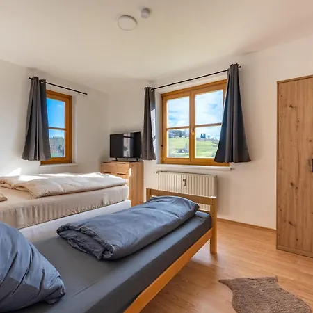 Komfortable 2 Bedroom Direkt In Riegersburg Ruhe & Genuss