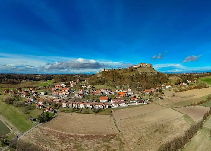 Komfortable 2 Bedroom Direkt In Riegersburg Ruhe & Genuss